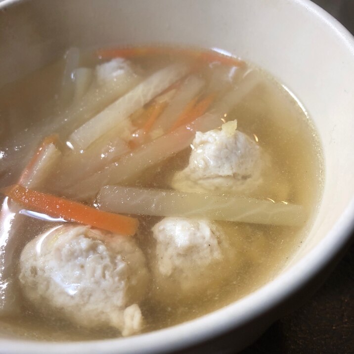 味噌味団子のスープ